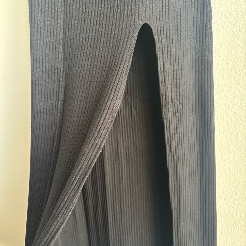 Reformation Black Ribbed High Slit Knit Maxi Skirt Tencel Spandex Blend Small - Picture 7 of 10